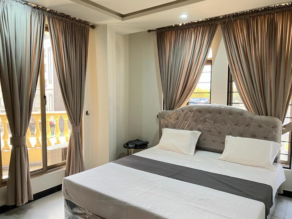 Northern Suites Bahria Town Rawalpindi Eksteriør billede